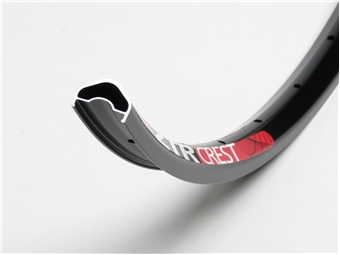 ����� 650B/\"27.5 ������� ���� Stan\'s NoTubes ZTR Crest Rim 32H