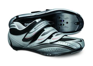 ���� ����� ����� Shimano R077