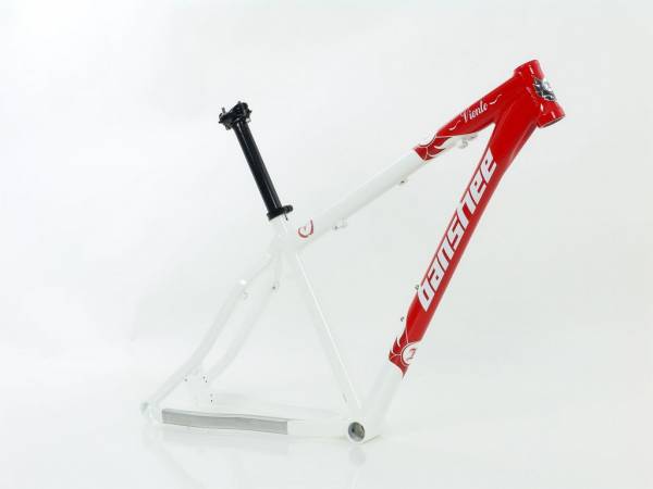 ���� ����� - Banshee Bikes Viento
